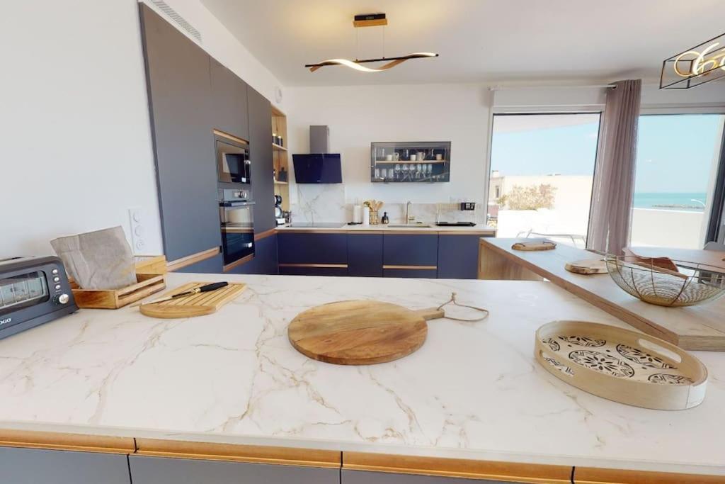 Spendide Confort, Archipel T4 En Bord De Plage, Avec Grande Terrasse Amenagee,spa Et Parking Prive * Valras-Plage