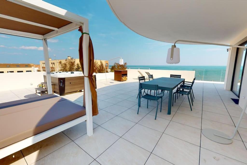 Spendide Confort, Archipel T4 En Bord De Plage, Avec Grande Terrasse Amenagee,spa Et Parking Prive Apartment *