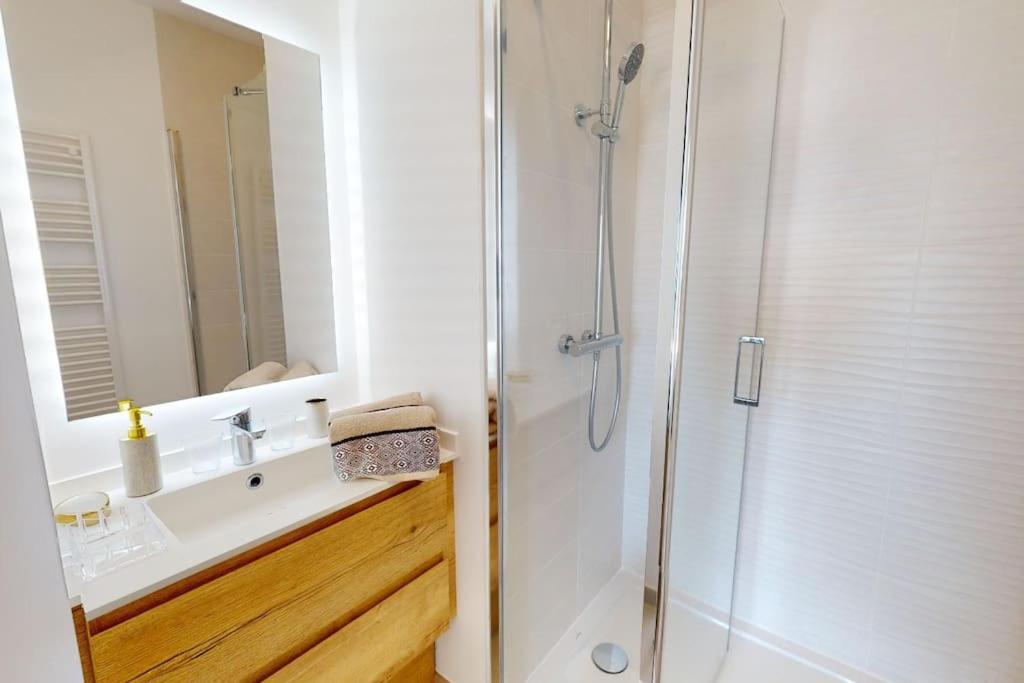 Spendide Confort, Archipel T4 En Bord De Plage, Avec Grande Terrasse Amenagee,spa Et Parking Prive Apartment Valras-Plage