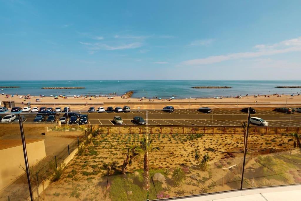 Spendide Confort, Archipel T4 En Bord De Plage, Avec Grande Terrasse Amenagee,spa Et Parking Prive * Valras-Plage